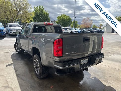 Used 2022 Chevrolet Colorado Z71 AWD/4WD image 5