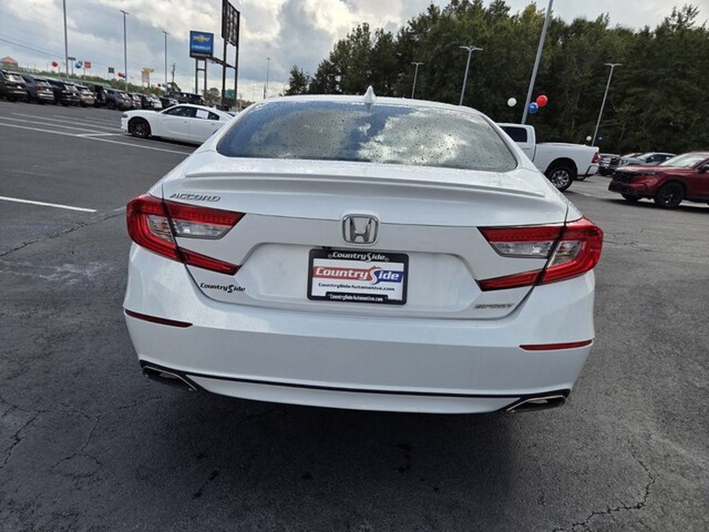 Used 2019 Honda Accord Sport image 4