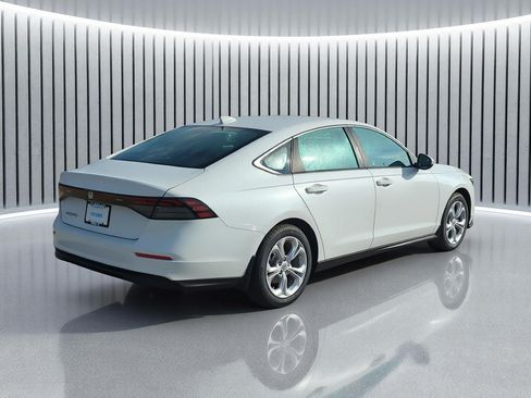 Certified 2025 Honda Accord LX image 3