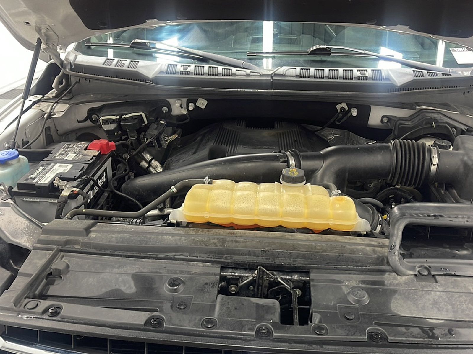 Used 2018 Ford F150 XLT AWD/4WD image 26