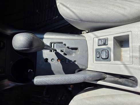 Used 2012 Toyota RAV4 4WD w/ Value Pkg image 7