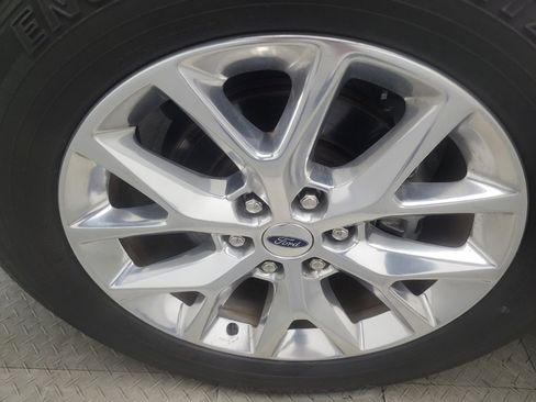Used 2020 Ford Expedition XLT w/ Equipment Group 202A RWD image 31