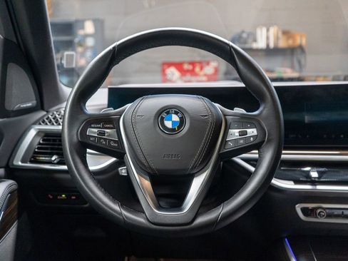 Used 2026 BMW X5 xDrive40i image 17