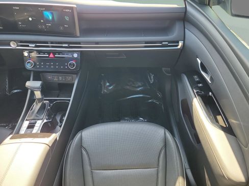 New 2025 Hyundai Santa Cruz Limited image 10