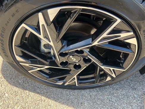 Used 2025 Kia K5 GT-Line image 38