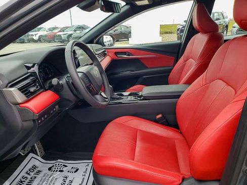 Used 2025 Toyota Camry XSE image 11