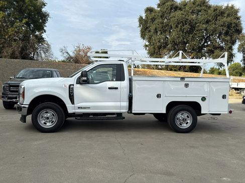 New 2026 Ford F350 XL w/ XL Chrome Package image 6