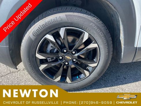 Used 2023 Chevrolet TrailBlazer LT FWD image 47