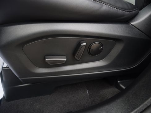 Used 2023 Ford Explorer XLT w/ Equipment Group 202A image 22