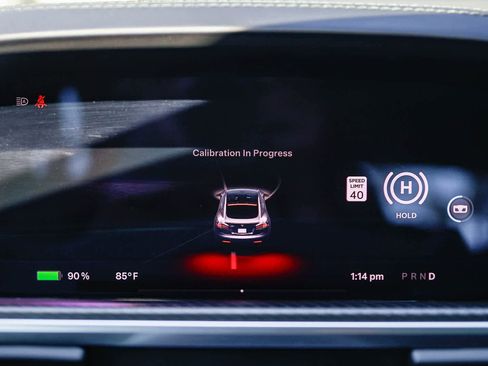 Used 2022 Tesla Model S Plaid image 24