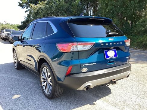 Used 2020 Ford Escape Titanium AWD/4WD image 9