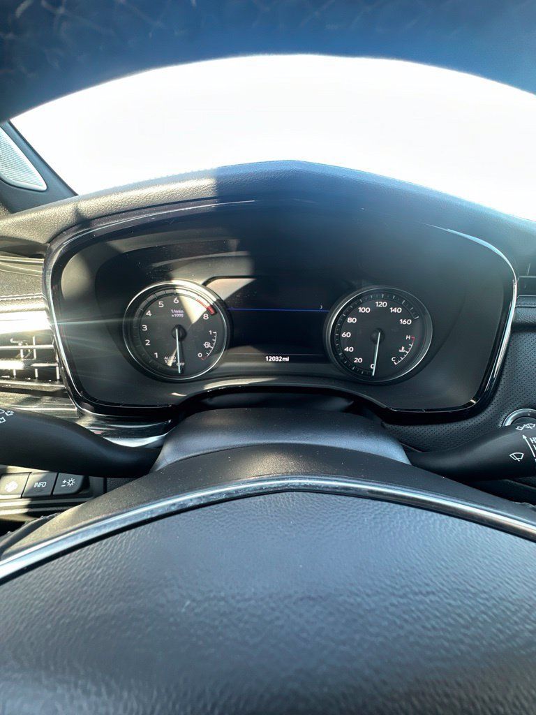 Certified 2022 Cadillac XT5 Premium Luxury w/ Technology Package FWD image 13