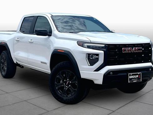 Certified 2025 GMC Canyon Elevation w/ Convenience Package AWD/4WD image 3