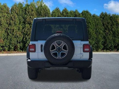 Used 2018 Jeep Wrangler Unlimited Sport S AWD/4WD image 5