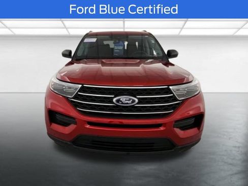 Certified 2024 Ford Explorer XLT AWD/4WD image 2