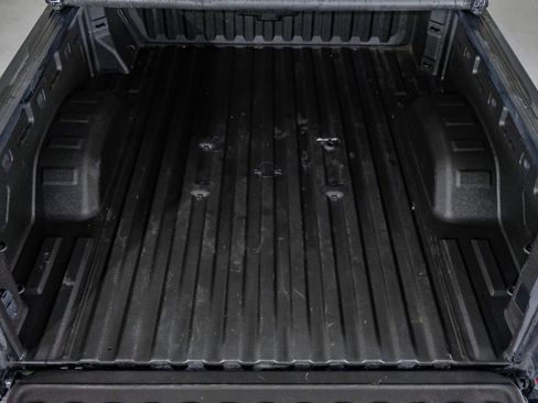 Used 2021 Chevrolet Silverado 2500 Custom w/ Custom Value Package AWD/4WD image 52