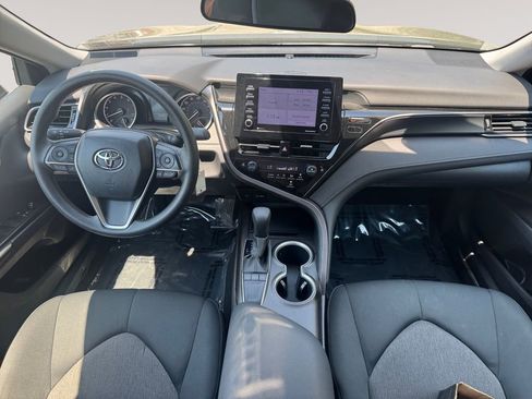 Used 2024 Toyota Camry LE FWD image 10