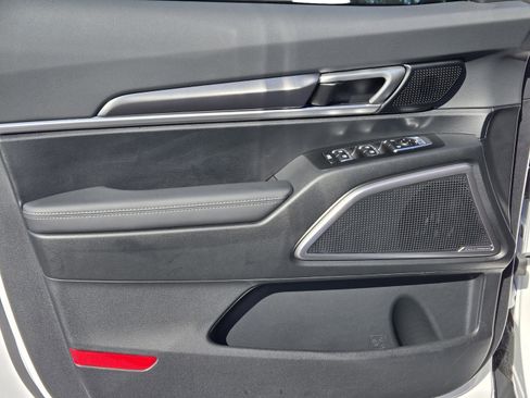 New 2025 Kia Telluride LX image 13