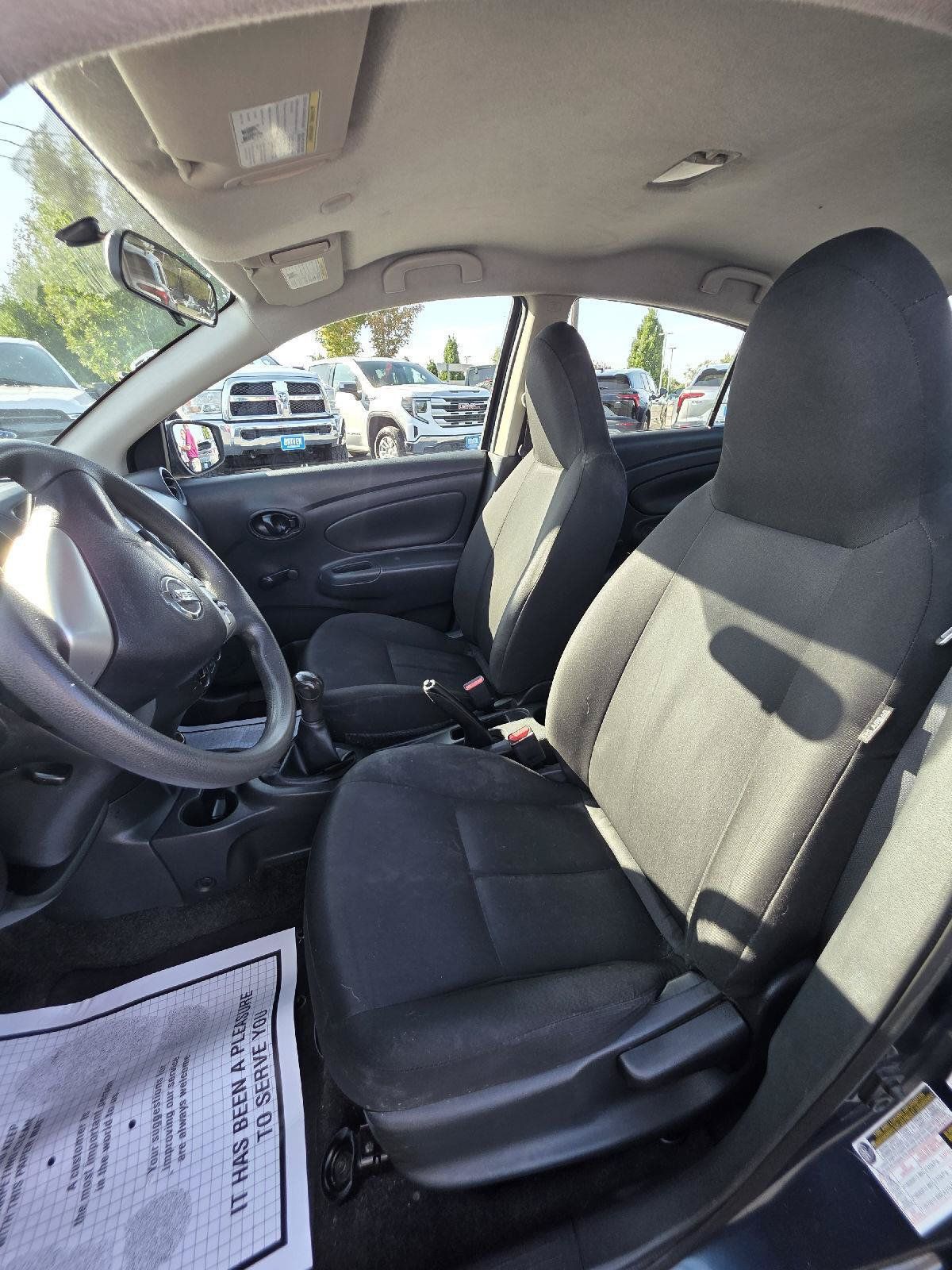 Used 2017 Nissan Versa S FWD image 10