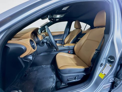 Used 2024 Lexus IS 300 w/ Comfort Package image 12