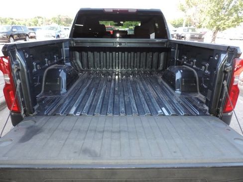 Used 2020 Chevrolet Silverado 1500 Custom w/ Custom Value Package RWD image 19