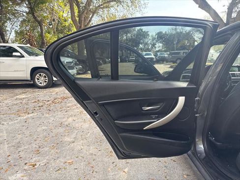 Used 2016 BMW 320i Sedan w/ Sport Package image 16