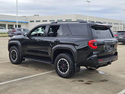 Used 2025 Toyota 4Runner TRD Off-Road Premium image 7