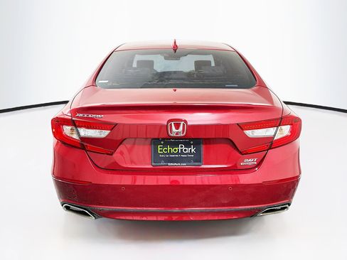 Used 2018 Honda Accord Touring image 7