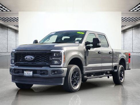 Used 2024 Ford F250 XL w/ STX Appearance Package AWD/4WD image 10