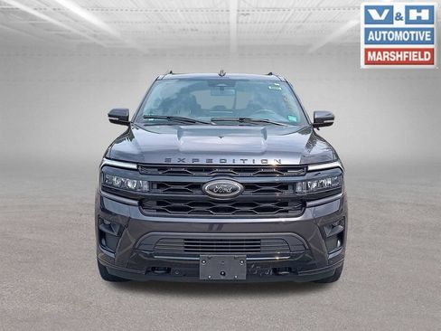 Used 2023 Ford Expedition Limited AWD/4WD image 4