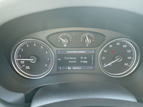 Used 2024 Buick Enclave Essence w/ Experience Buick Package image 11