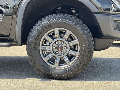 New 2026 GMC Sierra 1500 AT4X AWD/4WD image 30
