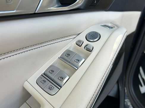 Used 2021 BMW X7 M50i AWD/4WD image 35