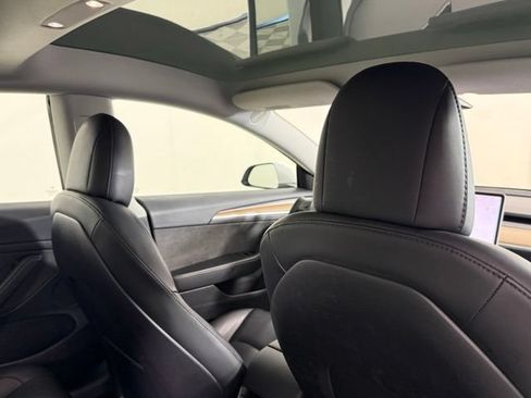 Used 2023 Tesla Model 3 Standard Range RWD image 29
