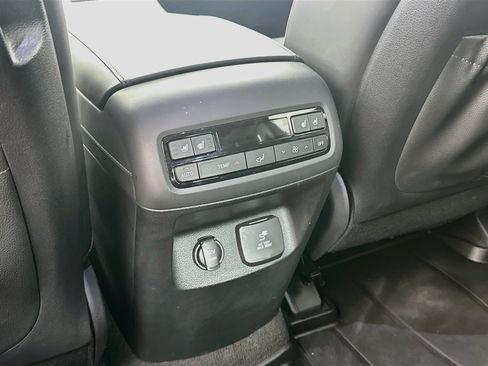 Used 2022 Hyundai Palisade Limited AWD/4WD image 29