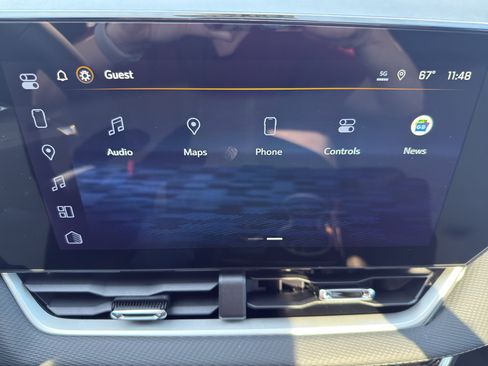 New 2026 Chevrolet Equinox LT image 14