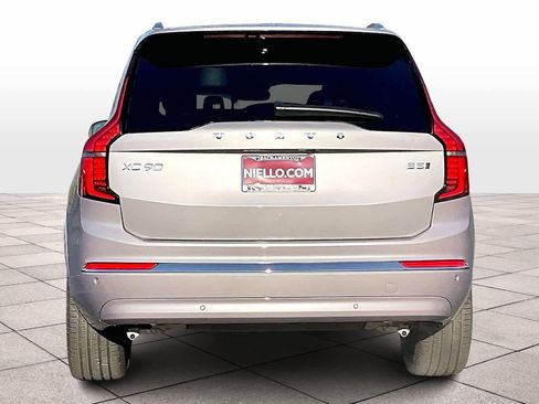 New 2026 Volvo XC90 B5 Plus image 6