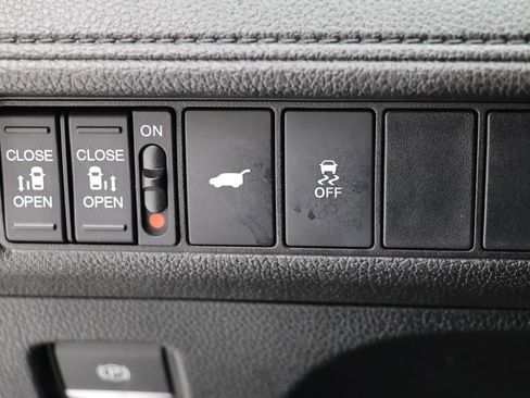 Used 2025 Honda Odyssey Sport-L image 26