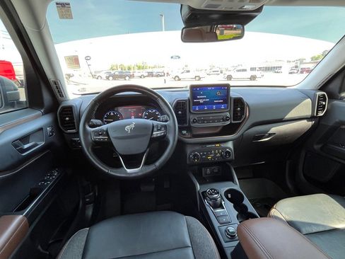 Used 2023 Ford Bronco Sport Outer Banks w/ Tech Package AWD/4WD image 16