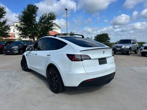 Used 2022 Tesla Model Y Performance AWD/4WD image 5
