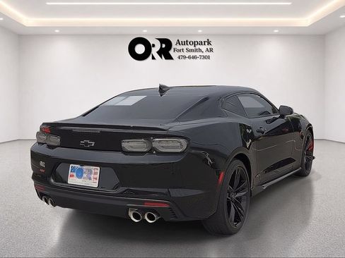 Used 2022 Chevrolet Camaro LT w/ Redline Edition RWD image 5