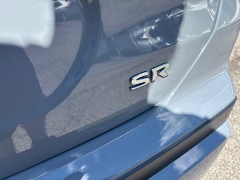 Used 2024 Nissan Kicks SR w/ SR Premium Package FWD image 33
