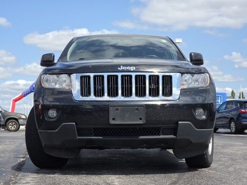 Used 2012 Jeep Grand Cherokee Laredo w/ Laredo E Group AWD/4WD image 8