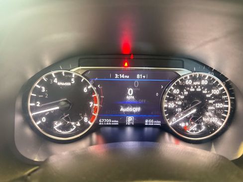 Used 2020 Nissan Altima 2.5 S AWD/4WD image 16