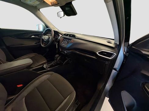 Certified 2023 Chevrolet TrailBlazer LS image 28