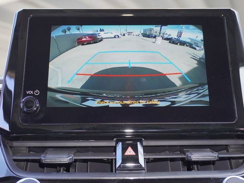 Certified 2025 Toyota Corolla LE image 15