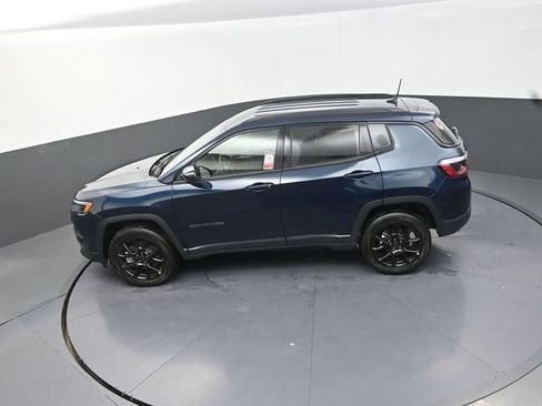 New 2026 Jeep Compass Latitude AWD/4WD image 14