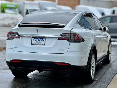 Used 2018 Tesla Model X 100D image 5