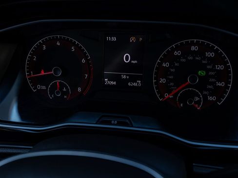 Used 2020 Volkswagen Jetta SE w/ SE Cold Weather Package FWD image 18
