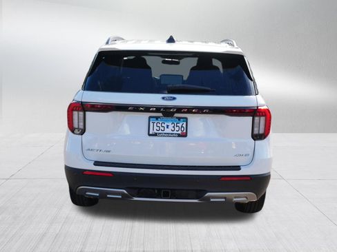 Used 2026 Ford Explorer Active w/ Active Comfort Package AWD/4WD image 6